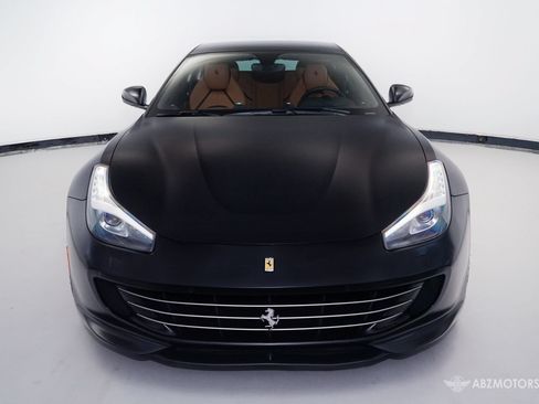 Used 2018 Ferrari GTC4Lusso AWD/4WD image 3