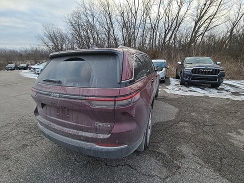 Used 2022 Jeep Grand Cherokee Limited w/ MOPAR Finishing Package image 7