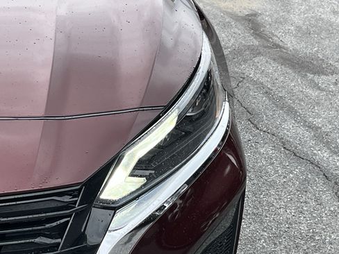 Used 2023 Nissan Altima 2.5 SL AWD/4WD image 12
