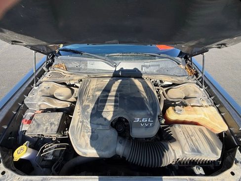 Used 2021 Dodge Challenger SXT RWD image 29