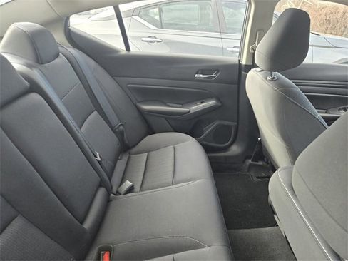 Certified 2022 Nissan Altima 2.5 S image 3