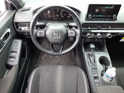 Used 2024 Honda Civic Sport image 9