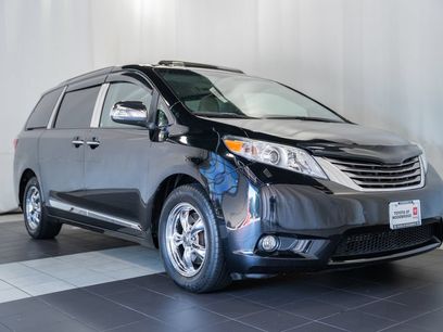 Used 2017 Toyota Sienna XLE w/ XLE Navigation Package