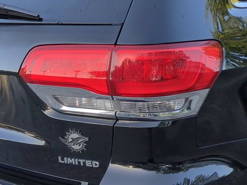 Used 2018 Jeep Grand Cherokee Limited AWD/4WD image 45