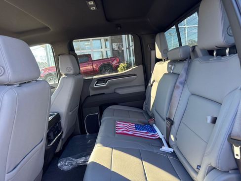New 2025 GMC Sierra 1500 SLT w/ SLT Premium Plus Package image 29