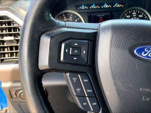 Used 2017 Ford F150 XLT w/ Equipment Group 302A Luxury AWD/4WD image 22