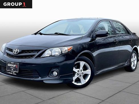 Used 2012 Toyota Corolla S image 1