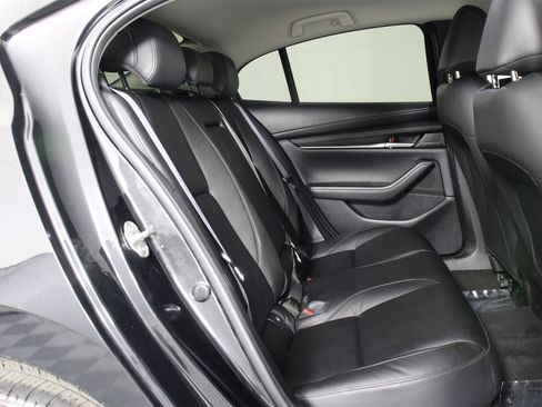 Used 2025 MAZDA MAZDA3 s image 29