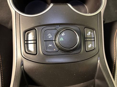Used 2020 GMC Terrain SLE w/ Driver Convenience Package FWD image 40