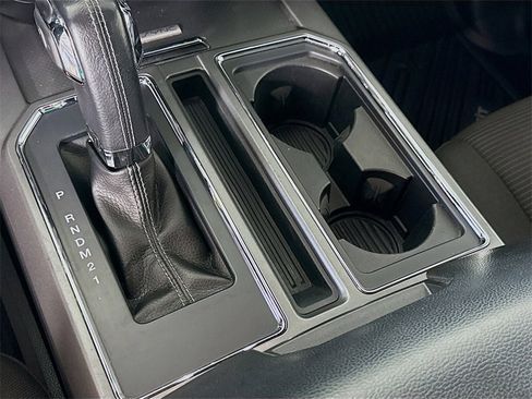 Used 2015 Ford F150 XLT w/ Equipment Group 302A Luxury image 10