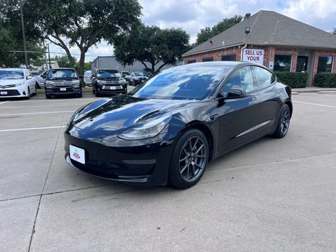 Used 2021 Tesla Model 3 Standard Range Plus RWD image 2