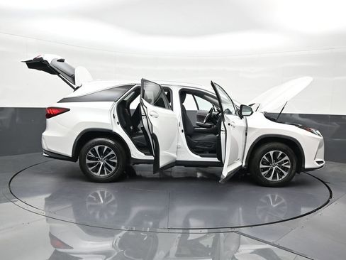 Used 2020 Lexus RX 350L Premium w/ Premium Package image 33