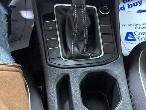 Used 2025 Volkswagen Jetta Sport image 18