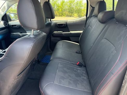 Used 2021 Toyota Tacoma SR w/ SR Convenience Package RWD image 11