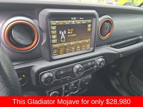 Used 2022 Jeep Gladiator Mojave image 26