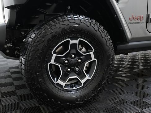 Used 2022 Jeep Gladiator Mojave w/ LED Lighting Group AWD/4WD image 40
