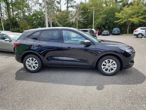 New 2025 Ford Escape Active image 2