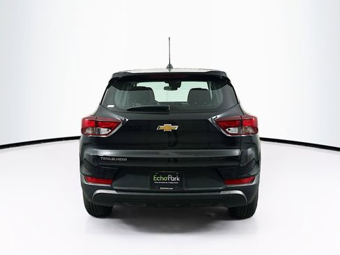 Used 2024 Chevrolet TrailBlazer LS image 7