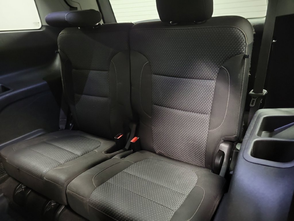 Used 2020 GMC Acadia SLE w/ Driver Convenience Package FWD image 32