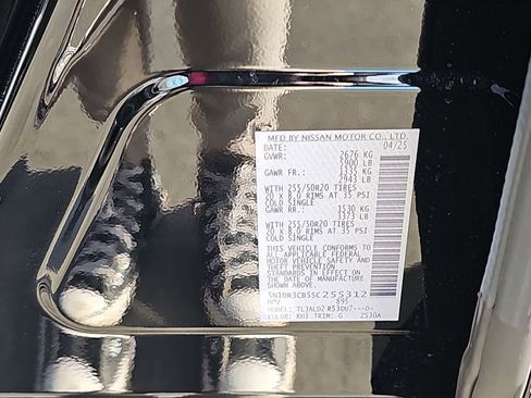 Used 2025 Nissan Pathfinder SL w/ SL Premium Package image 39