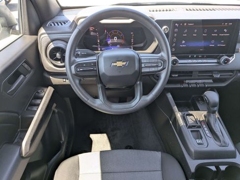 Used 2023 Chevrolet Colorado W/T w/ WT Convenience Package II RWD image 15
