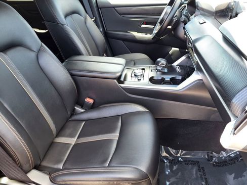 Used 2025 MAZDA CX-90 3.3 Turbo w/ Select Package AWD/4WD image 5