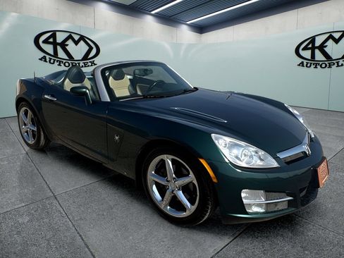 Used 2007 Saturn Sky w/ Premium Trim Pkg RWD image 2