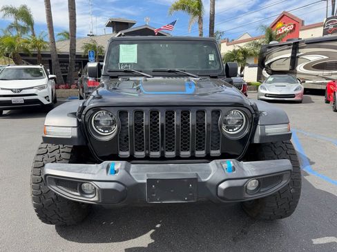 Used 2022 Jeep Wrangler Unlimited Rubicon 4xe image 2
