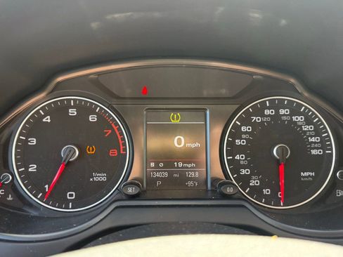 Used 2023 Volkswagen Tiguan SE R-Line FWD image 15