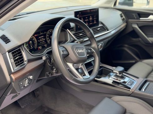 Used 2021 Audi Q5 e Prestige w/ Prestige Package AWD/4WD image 9