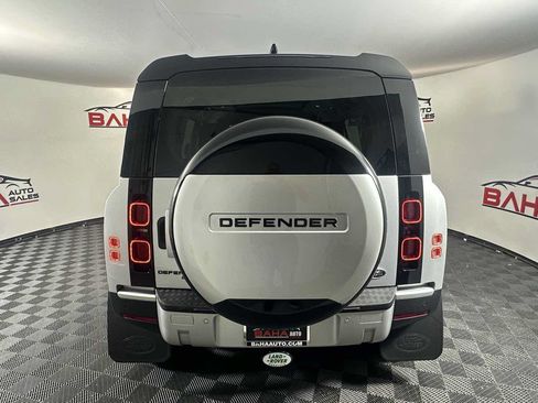 Used 2020 Land Rover Defender 110 SE AWD/4WD image 7
