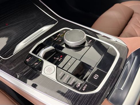 New 2026 BMW X5 xDrive40i w/ M Sport Package image 16