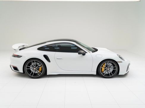 Used 2022 Porsche 911 Turbo S image 8