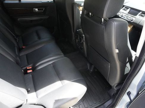 Used 2013 Land Rover Range Rover Sport HSE AWD/4WD image 26