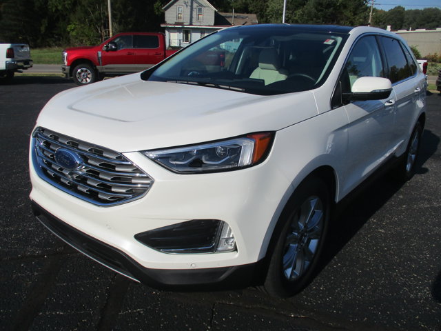 Certified 2024 Ford Edge Titanium w/ Equipment Group 301A AWD/4WD image 4