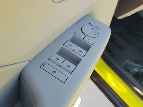 New 2026 Hyundai Kona SEL Premium image 18