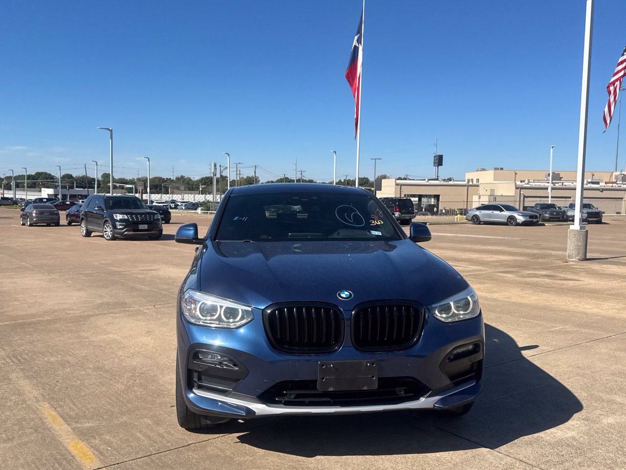 Used 2021 BMW X4 xDrive30i AWD/4WD image 5