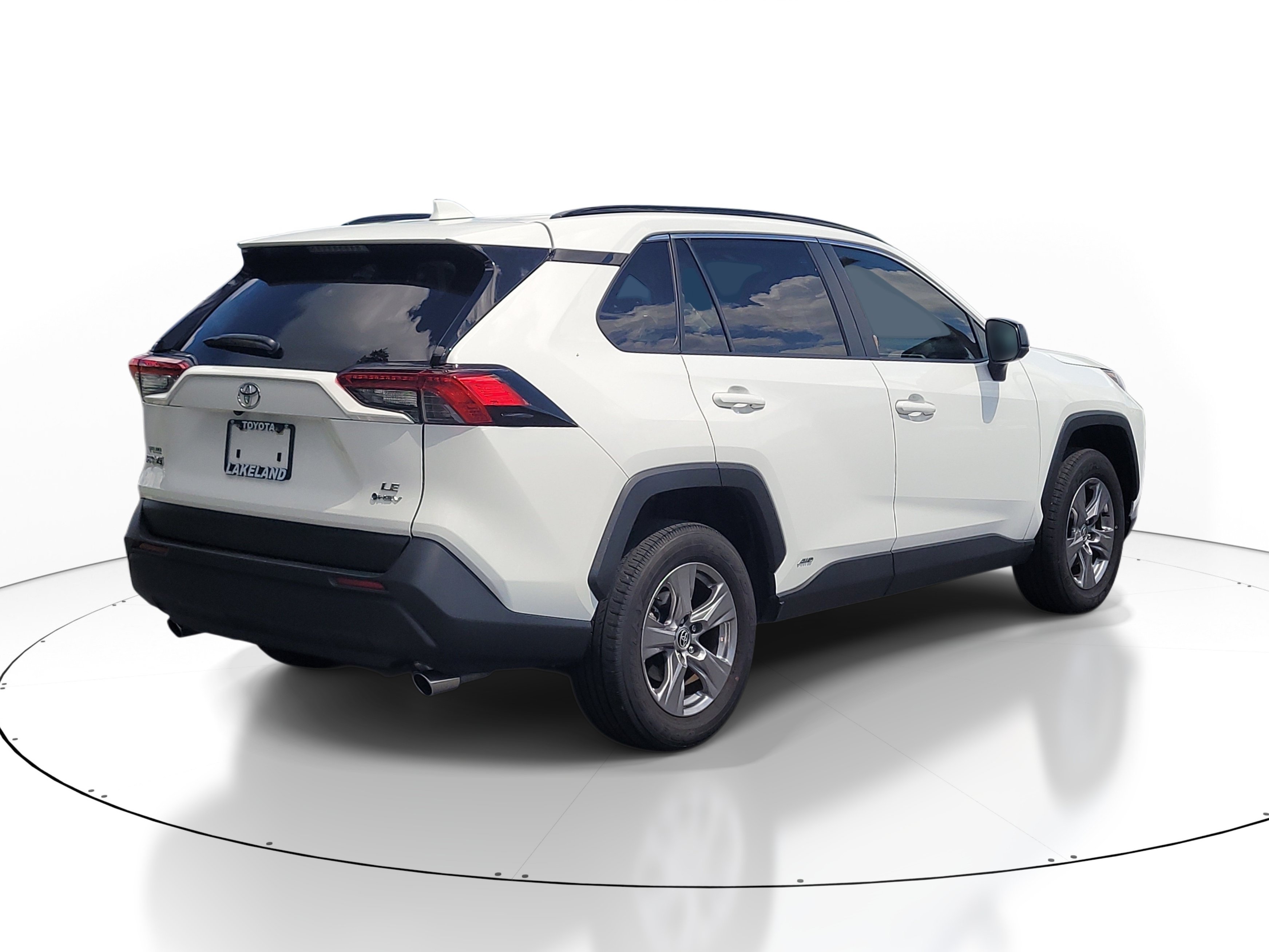 Certified 2025 Toyota RAV4 LE AWD/4WD image 7