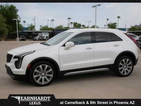 Used 2023 Cadillac XT4 Premium Luxury w/ Technology Package FWD image 1