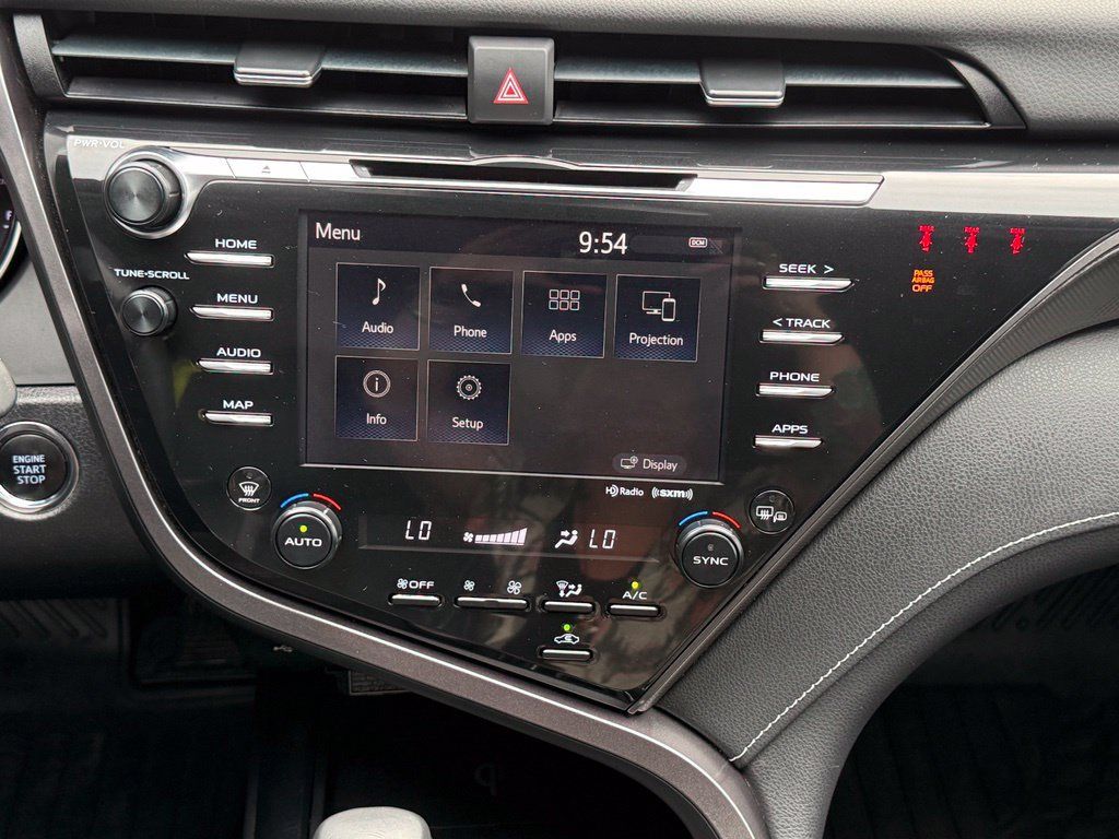 Used 2019 Toyota Camry XSE FWD image 18