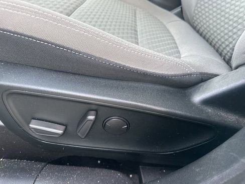 Used 2022 Ford Escape SE w/ Convenience Package image 24