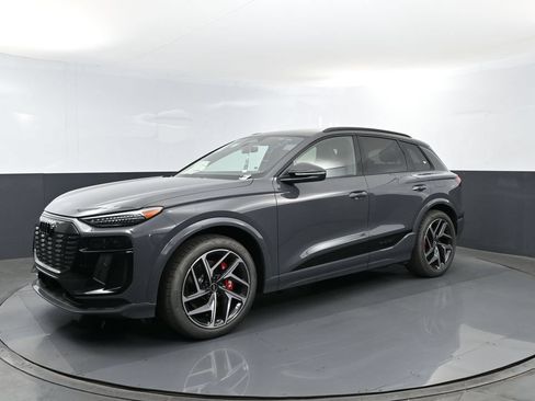 New 2027 Audi SQ6 e-tron Premium Plus AWD/4WD image 1