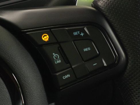 Used 2023 Jaguar F-TYPE R AWD/4WD image 43