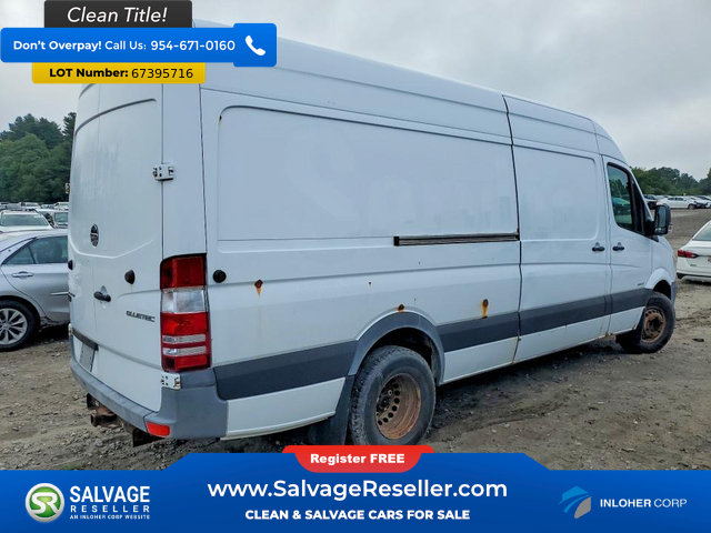 Used 2014 Freightliner Sprinter 3500 RWD image 4