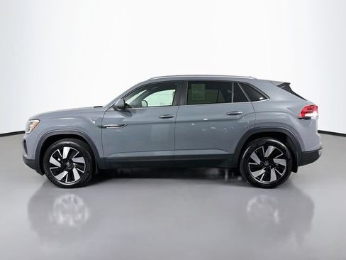 Certified 2025 Volkswagen Atlas Cross Sport SE AWD/4WD image 4
