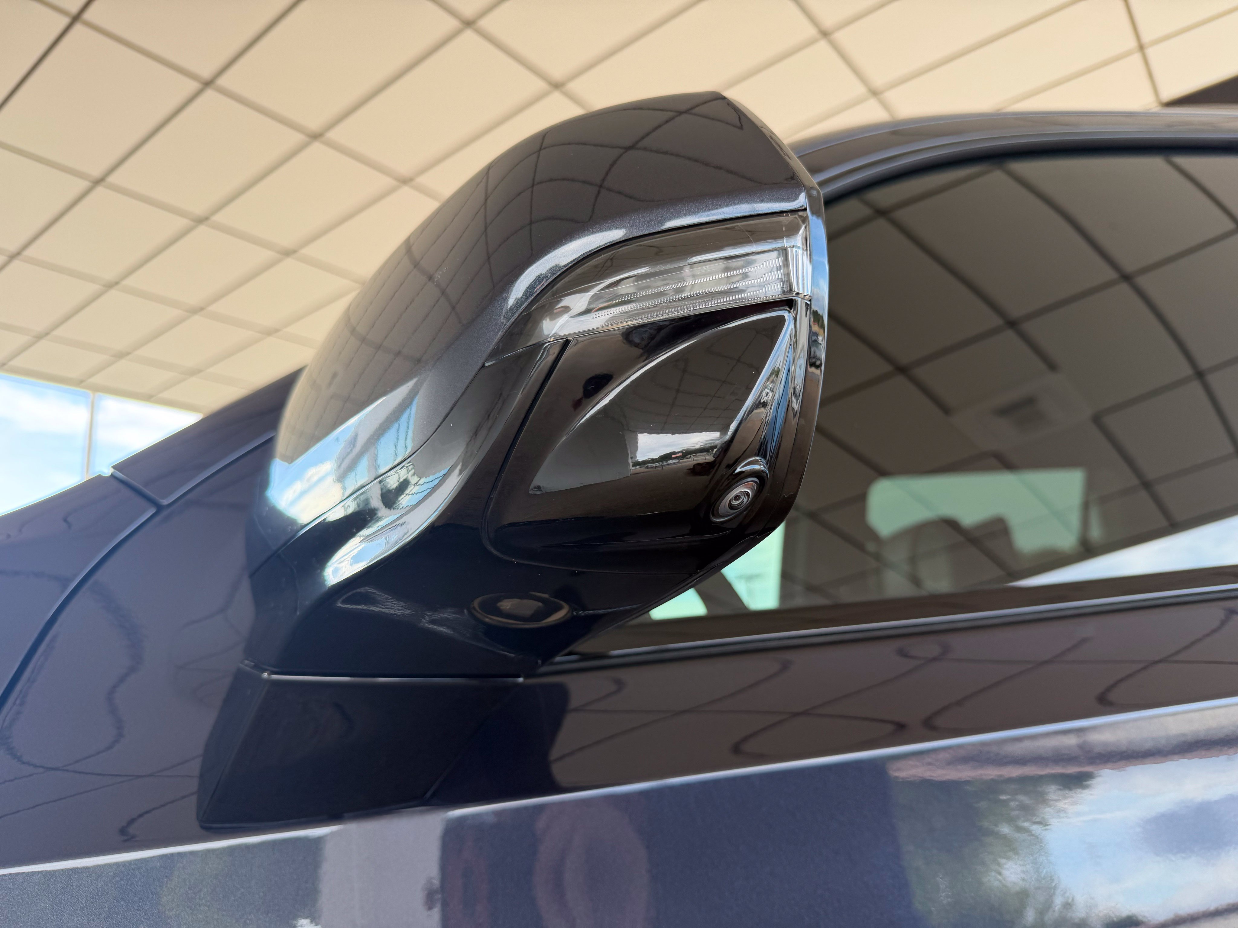 Used 2023 GMC Yukon XL Denali Ultimate AWD/4WD image 23