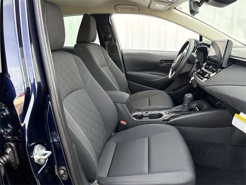 Used 2026 Toyota Corolla LE image 33