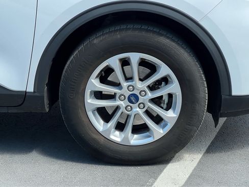 Certified 2022 Ford Escape SE AWD/4WD image 16