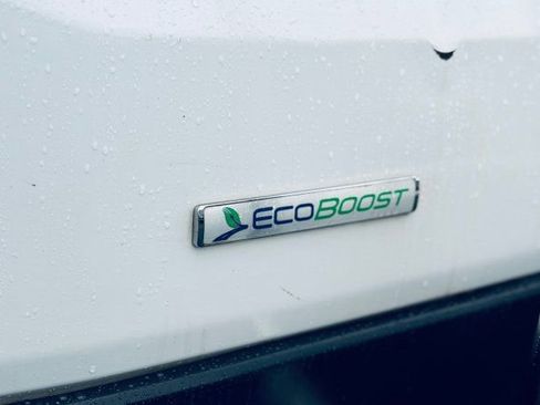 Used 2016 Ford Transit 250 130 Low Roof image 7