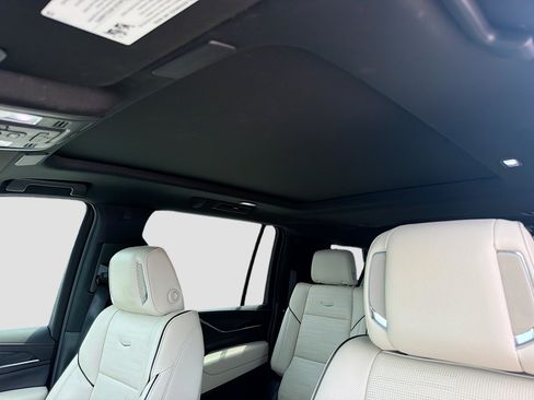 Used 2023 Cadillac Escalade ESV Sport w/ Touring Package AWD/4WD image 29